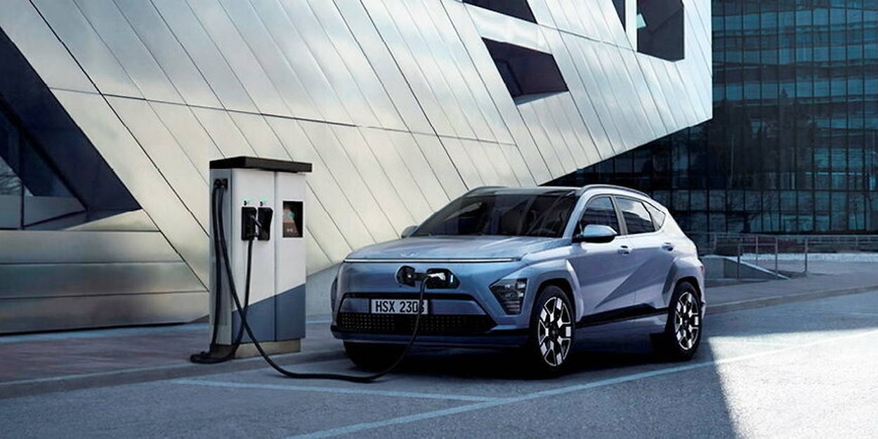 découvrez comment l'essor des voitures électriques influence le secteur de l'assurance automobile. analyse des changements de tarifs, des nouvelles couvertures et des enjeux spécifiques liés à la sécurité et à la performance des véhicules électriques.