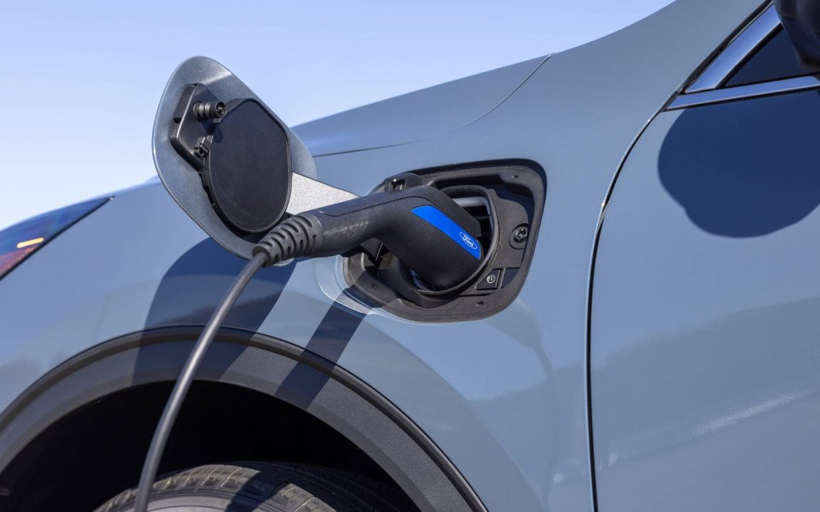 découvrez l'assurance auto spécialement conçue pour les véhicules électriques. protégez votre voiture tout en bénéficiant de garanties adaptées à votre mode de conduite écoresponsable. obtenez un devis personnalisé et roulez en toute sérénité.