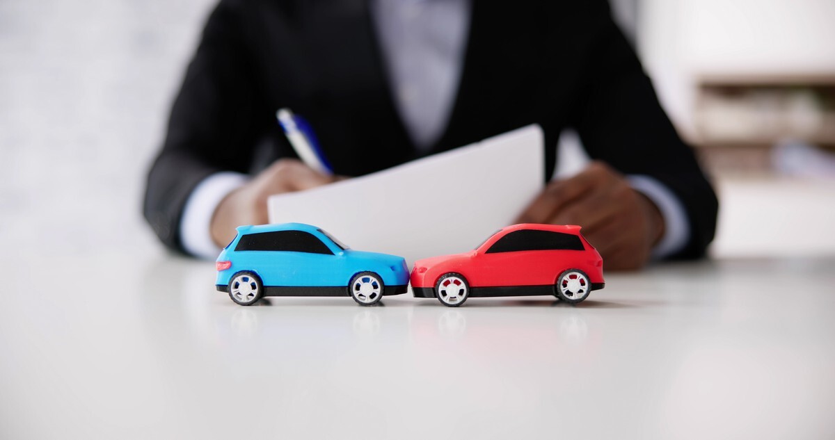 découvrez nos solutions d'assurance auto spécialement conçues pour les professionnels de la vente. protégez votre flotte de véhicules tout en bénéficiant de tarifs compétitifs et de services personnalisés. obtenez un devis rapide et trouvez l'assurance qui répond à vos besoins.