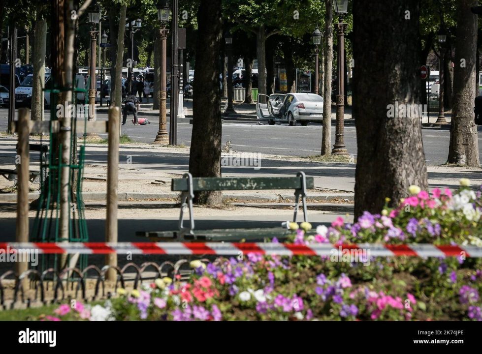 découvrez notre offre d'assurance dommages voiture spécialement conçue pour les conducteurs des champs-élysées. protégez votre véhicule contre les aléas de la route tout en bénéficiant d'une couverture complète et d'un service client à votre écoute.