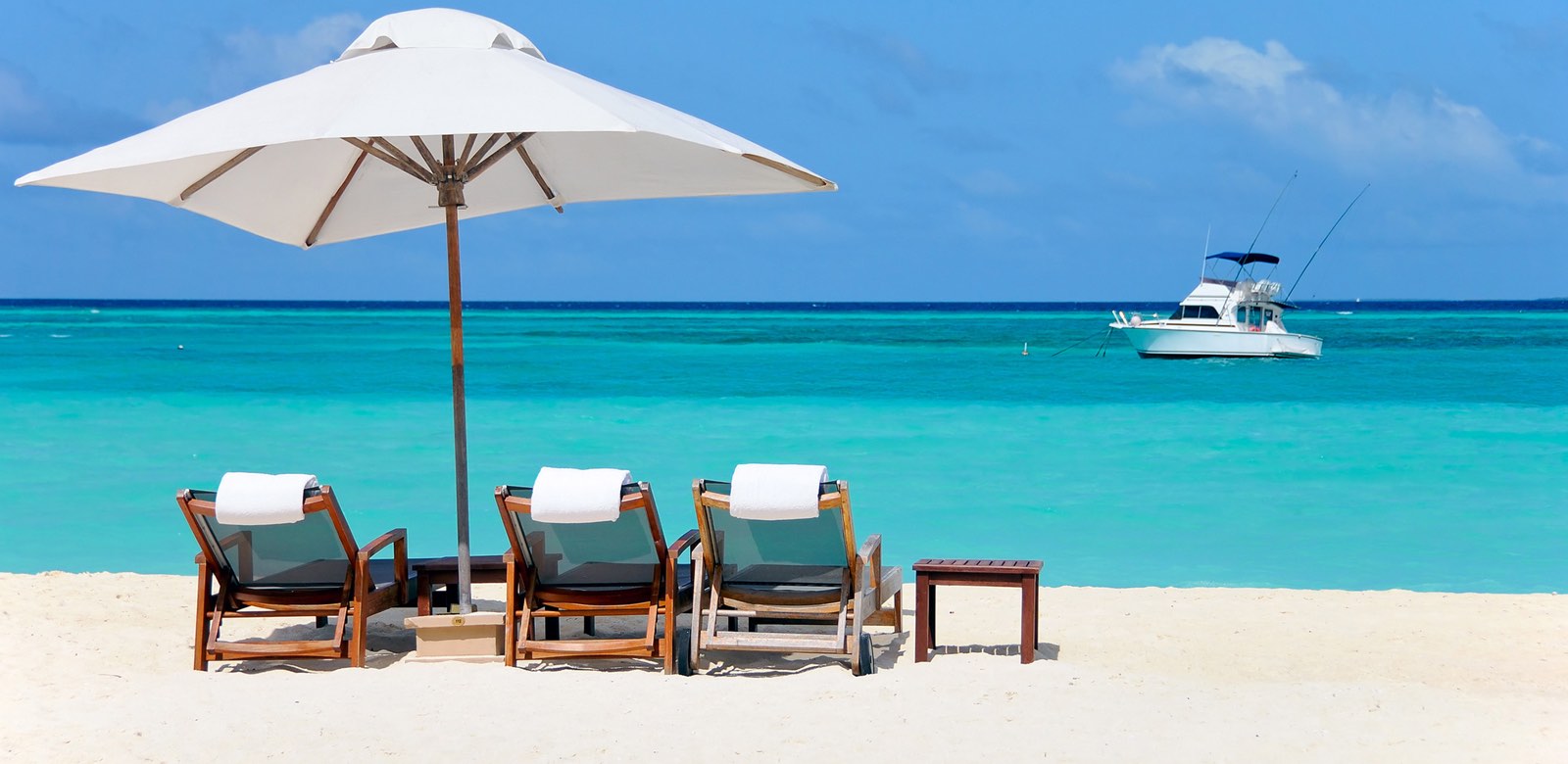 protégez vos vacances avec notre assurance dédiée. profitez de votre voyage en toute sérénité, avec des garanties adaptées pour tous vos besoins : annulation, assistance voyage et plus encore. découvrez la tranquillité d'esprit lors de vos escapades!