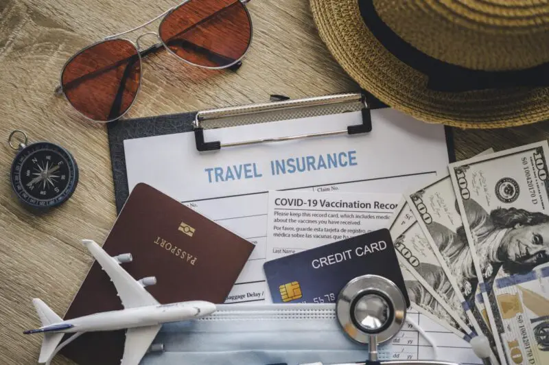 découvrez notre assurance vacances complète pour protéger vos voyages. profitez de votre séjour en toute tranquillité avec une couverture adaptée à vos besoins. obtenez un devis en ligne rapidement et partez sereinement.