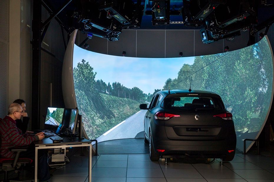 découvrez le centre technique renault, votre partenaire expert pour l'entretien et la réparation de votre véhicule. profitez de services de qualité, d'un personnel qualifié et d'une expertise reconnue pour garantir la performance et la sécurité de votre voiture.