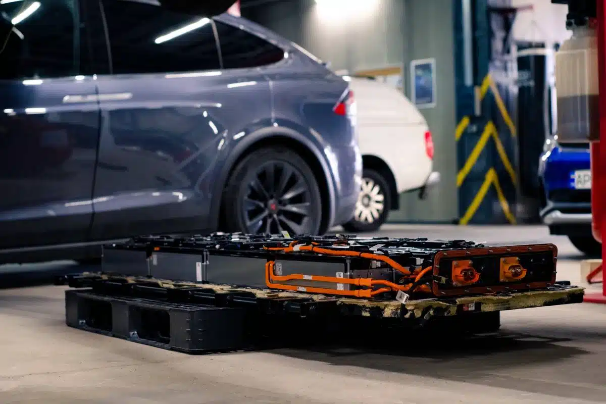 découvrez le lancement de la batterie solaire tesla en france, une innovation révolutionnaire qui promet de transformer votre consommation d'énergie et de rendre votre maison plus autonome et respectueuse de l'environnement.