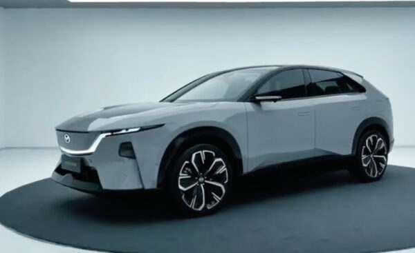 découvrez le mazda ez-60, le nouveau suv électrique qui rivalise avec tesla. alliant performance, design moderne et technologie avancée, le mazda ez-60 est conçu pour ceux qui recherchent une expérience de conduite électrique sans compromis. comparez ses caractéristiques et trouvez le modèle qui vous correspond le mieux.