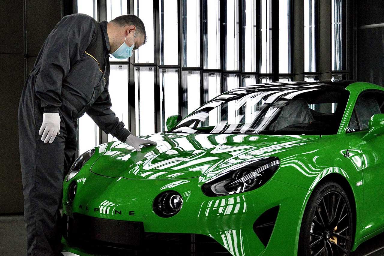 découvrez l'univers passionnant de renault et alpine à dieppe, où tradition et innovation se rencontrent. explorez nos modèles emblématiques, plongez dans l'histoire de ces marques et visitez notre site pour des expériences uniques et des événements inoubliables.
