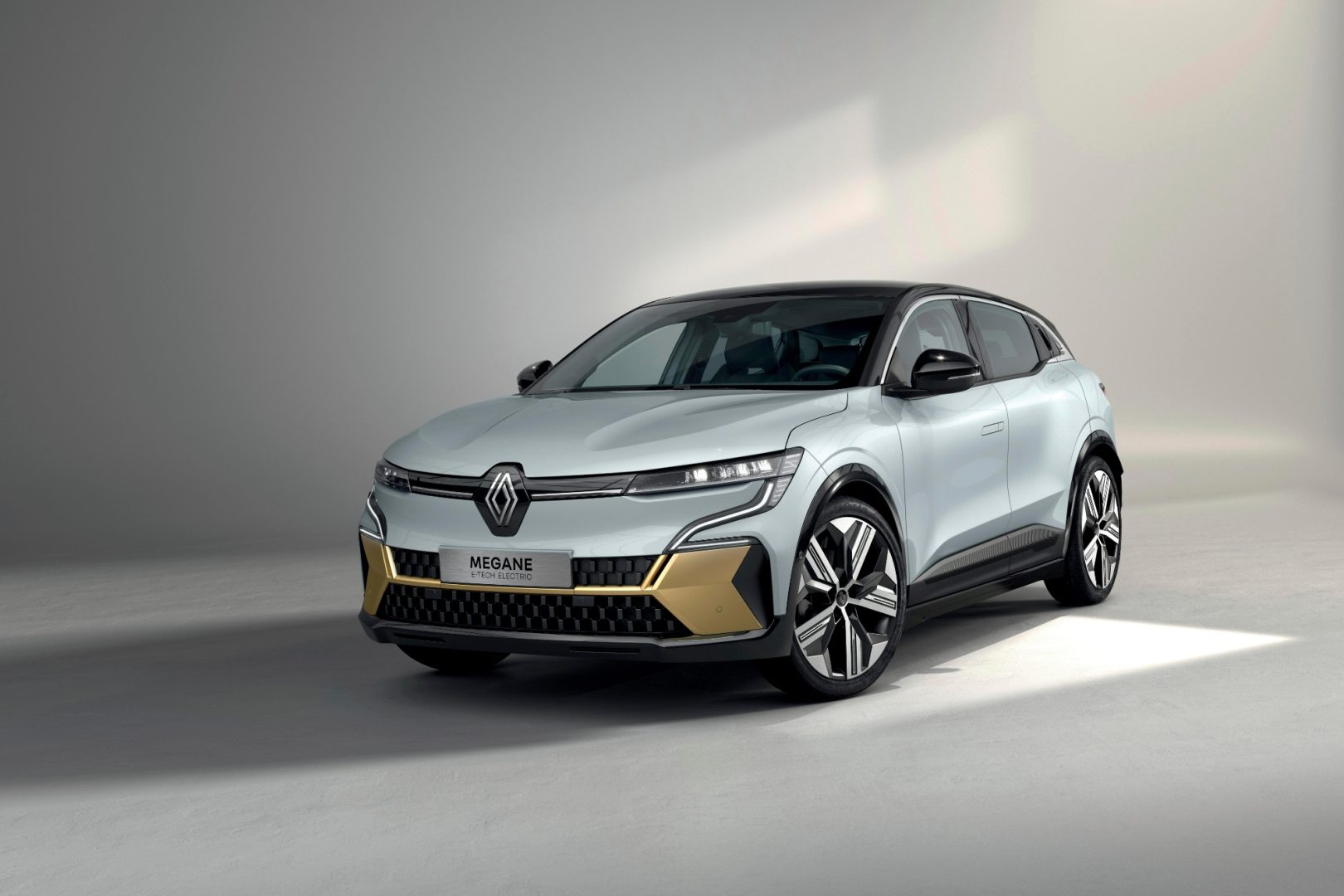 découvrez la renault mégane e-tech 2026, une berline électrique révolutionnaire alliant performances, design moderne et technologies de pointe. profitez d'une conduite agréable et durable grâce à son autonomie impressionnante et ses fonctionnalités innovantes.