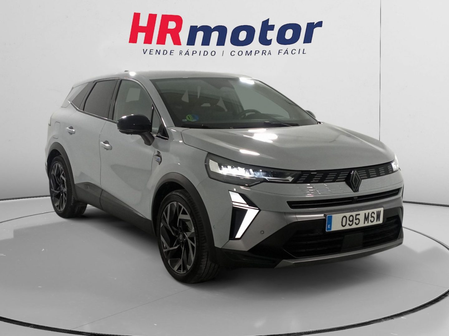 découvrez la renault symbioz, une berline hybride e-tech de 160 chevaux alliant performance, innovation et respect de l'environnement. profitez d'une conduite agréable et efficace grâce à sa technologie avancée et son design moderne.