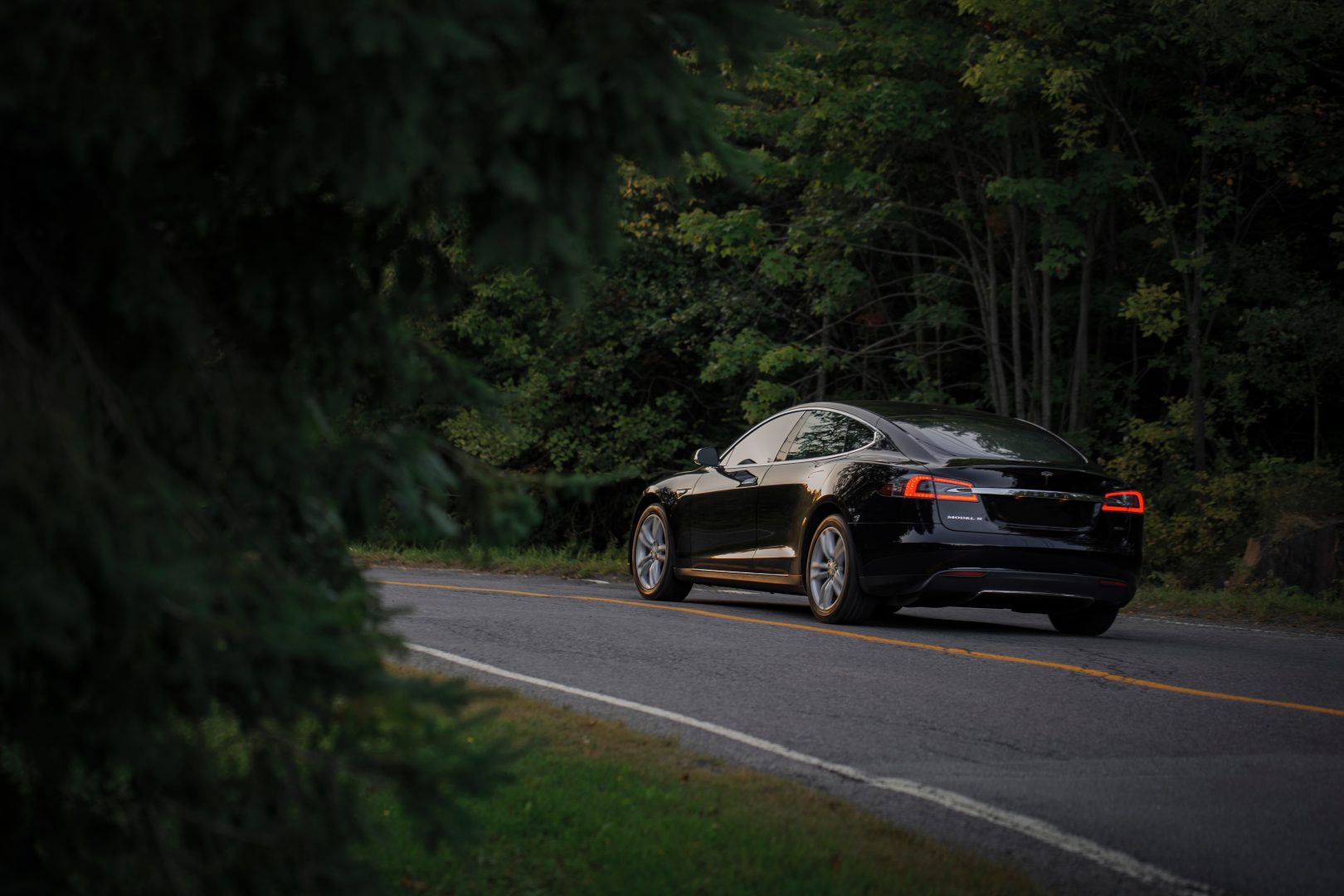 découvrez notre sélection de tesla d'occasion avec contrôle à distance. profitez de la technologie avancée et d'une conduite électrique performante, tout en bénéficiant de prix avantageux. trouvez la voiture de vos rêves aujourd'hui !