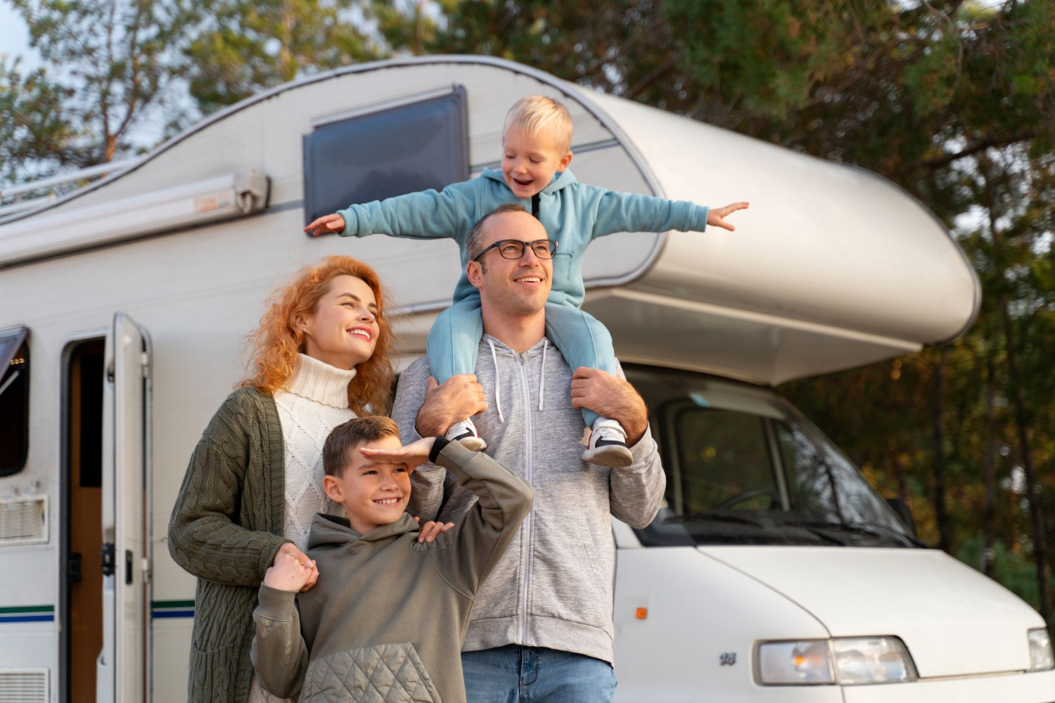 découvrez nos solutions d'assurance spécialement conçues pour les fourgons et camping-cars. protégez votre véhicule tout en profitant de vos aventures en toute sérénité grâce à des garanties adaptées à vos besoins.
