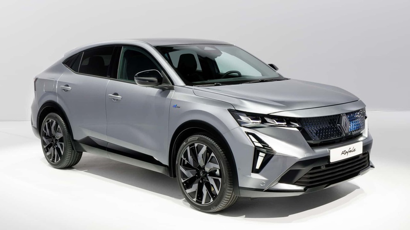 découvrez le duel des hybrides renault boreal, où innovation et performance s'allient pour révolutionner votre expérience de conduite. explorez les caractéristiques uniques et les avantages écologiques de ces véhicules hybrides dans une compétition passionnante.