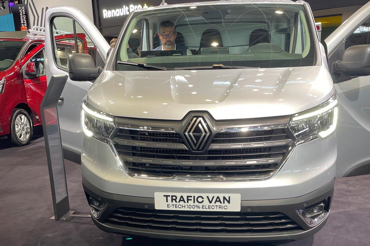 découvrez les derniÚres tendances et analyses sur le marché automobile avec renault turbulence. restez informé sur les défis et opportunités qui façonnent l'avenir de renault dans un secteur en constante évolution.