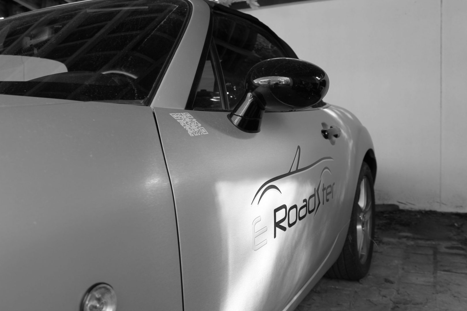 dĂ©couvrez notre collection de plaisanteries sur le thĂšme du roadster, mĂȘlant humour et passion pour l'automobile. riez avec nous grĂące Ă des anecdotes amusantes et des jeux de mots qui cĂ©lĂšbrent l'esprit libre des conducteurs de roadsters.