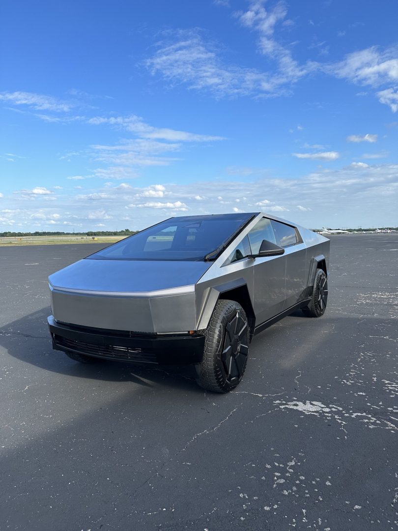 découvrez les défis à venir pour tesla selon elon musk. plongée dans les enjeux et perspectives qui pourraient influencer l'avenir de l'entreprise, entre innovation, production et enjeux économiques.