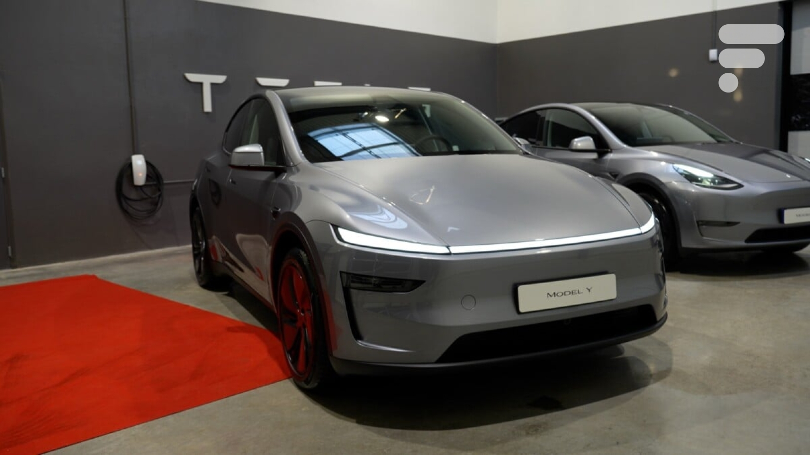 découvrez le tesla y abordable, un suv électrique alliant performance, technologie avancée et prix compétitif. explorez l'expérience de conduite durable sans compromettre votre budget.