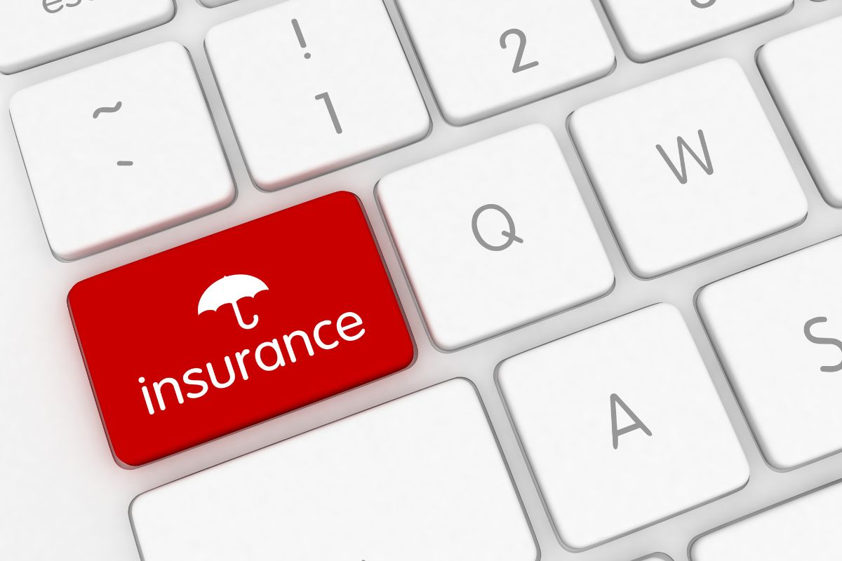 découvrez l'assurance en ligne : souscrivez facilement, comparez les offres, obtenez des devis immédiats et gérez vos contrats en toute simplicité depuis chez vous.