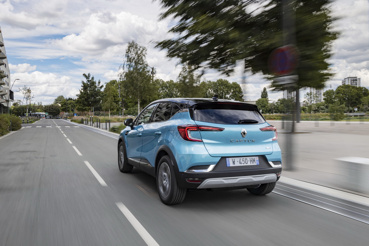 découvrez tout sur l'hybride captur : performances, consommation réduite, avantages écologiques et technologies innovantes de ce suv urbain hybride renault.