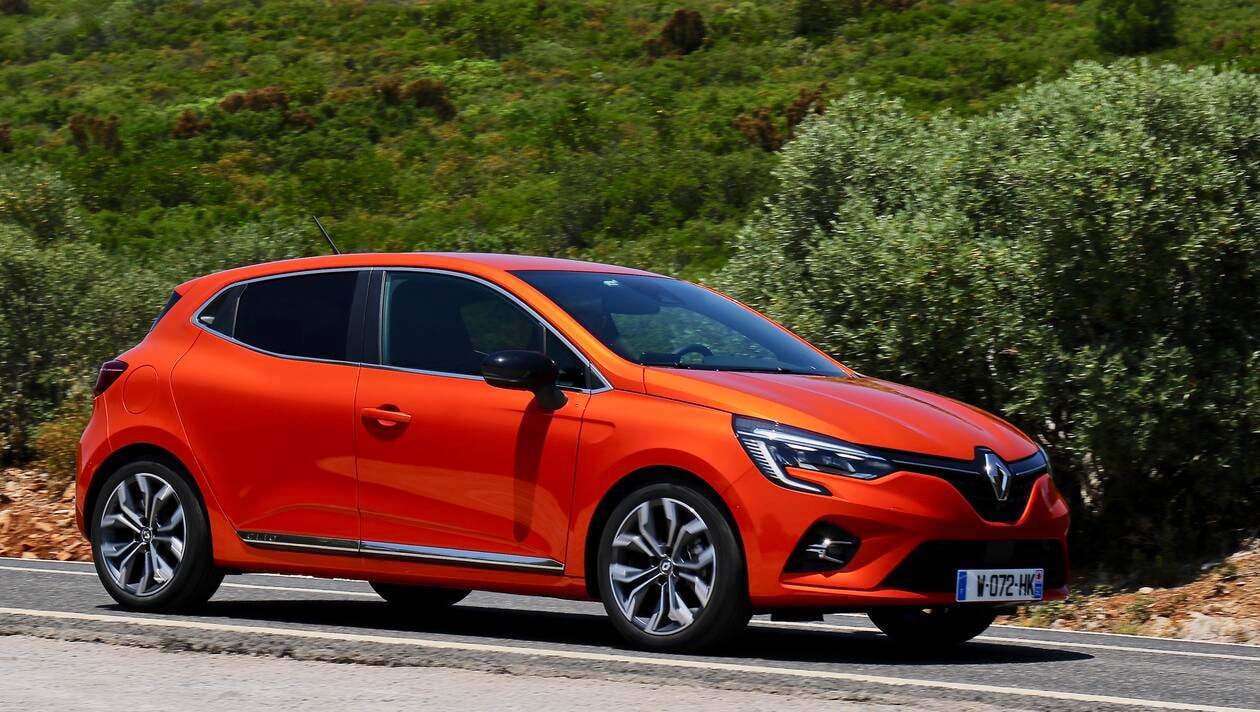 découvrez la nouvelle renault clio : design élégant, technologies innovantes et motorisations efficaces. profitez d'une citadine moderne, confortable et connectée, idéale pour la ville comme pour la route.