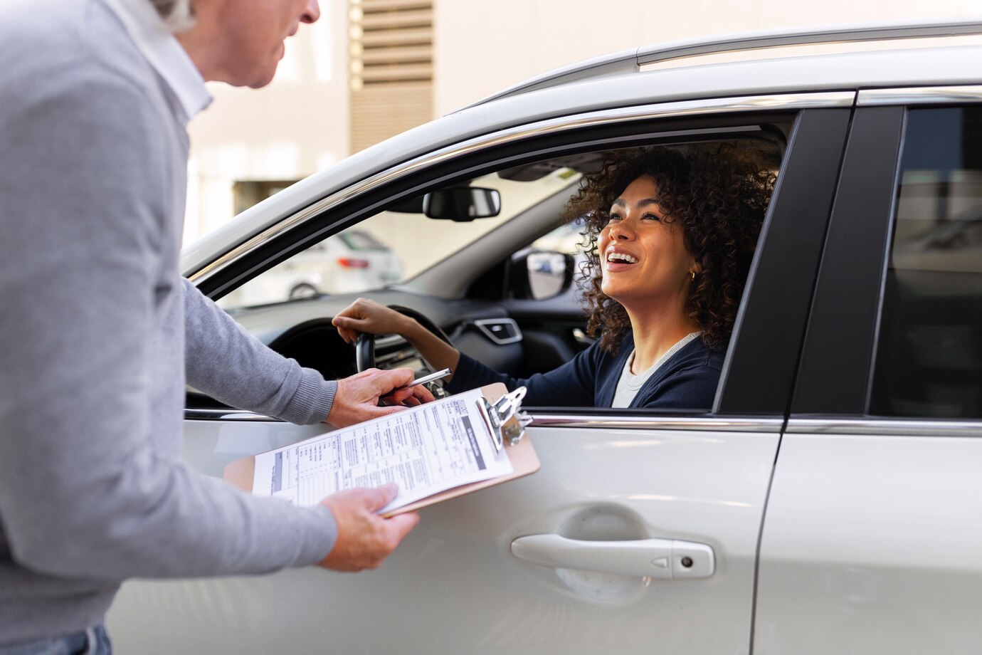 découvrez nos conseils pratiques pour réduire votre prime d'assurance auto facilement. comparez les offres, adoptez les bonnes habitudes et faites des économies sur votre contrat d’assurance automobile.
