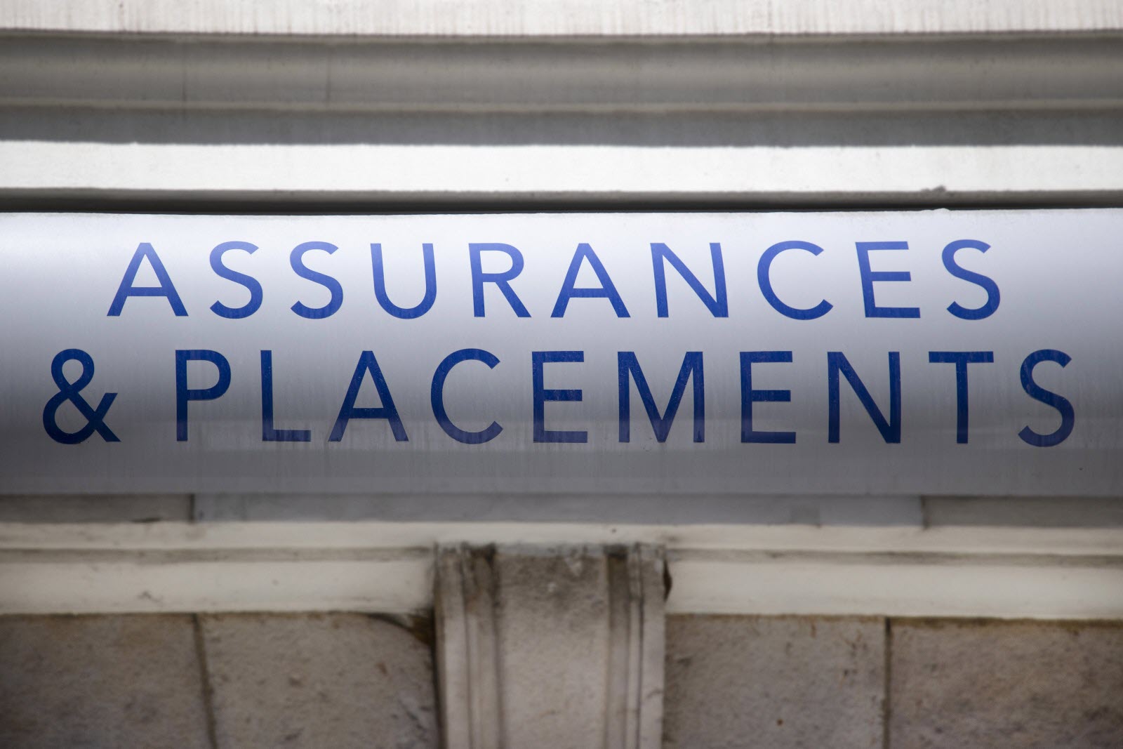 découvrez les nouveaux tarifs de l'assurance auto pour 2025, comparez les offres et trouvez la meilleure couverture adaptée à vos besoins et à votre budget.