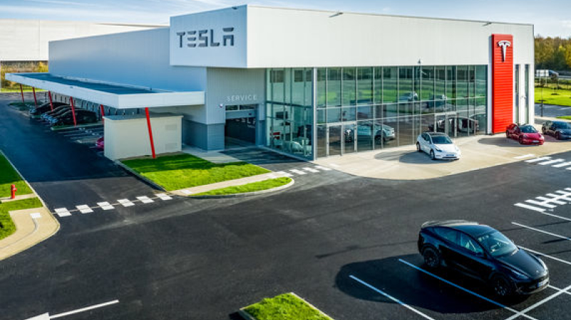 découvrez tesla énergie à angers : des solutions innovantes pour une transition énergétique durable, incluant des panneaux solaires et des batteries de stockage. optimisez votre consommation d'énergie et adoptez un mode de vie plus écologique avec les technologies de pointe de tesla.