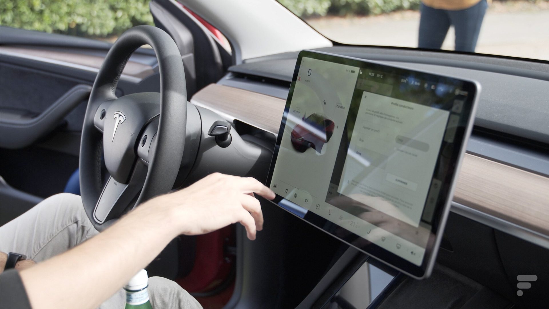 découvrez la tesla model y 6 places : un suv électrique spacieux, innovant et performant, idéal pour les familles. confort, technologie avancée et autonomie exceptionnelle au rendez-vous.