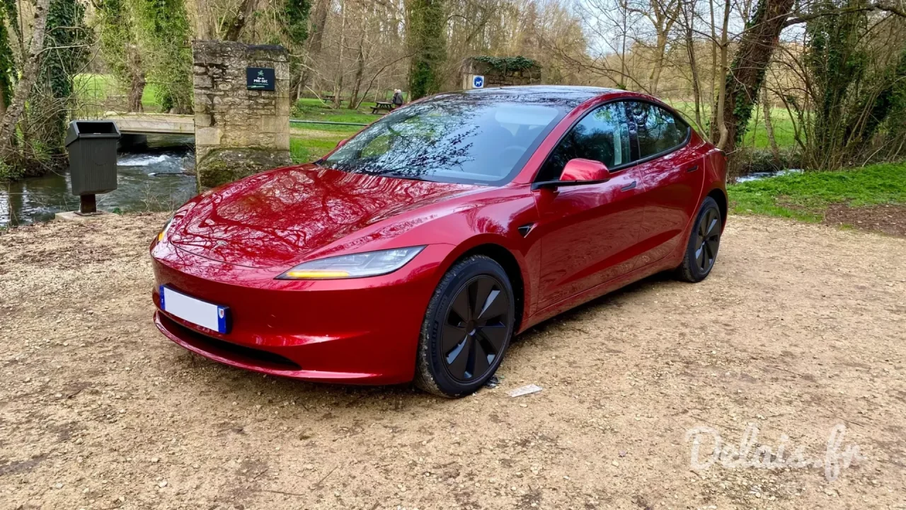 découvrez les dernières améliorations apportées à la tesla model 3 : design modernisé, nouvelles technologies embarquées, meilleures performances et confort accru. tout ce que vous devez savoir sur la nouvelle version de la model 3.
