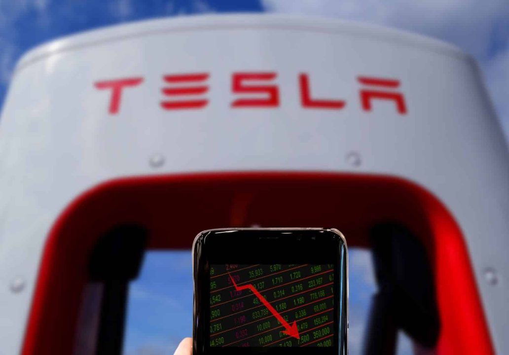 découvrez comment activer et optimiser le mode économie d'énergie sur votre tesla pour augmenter l'autonomie de votre véhicule électrique et réduire la consommation d'énergie.