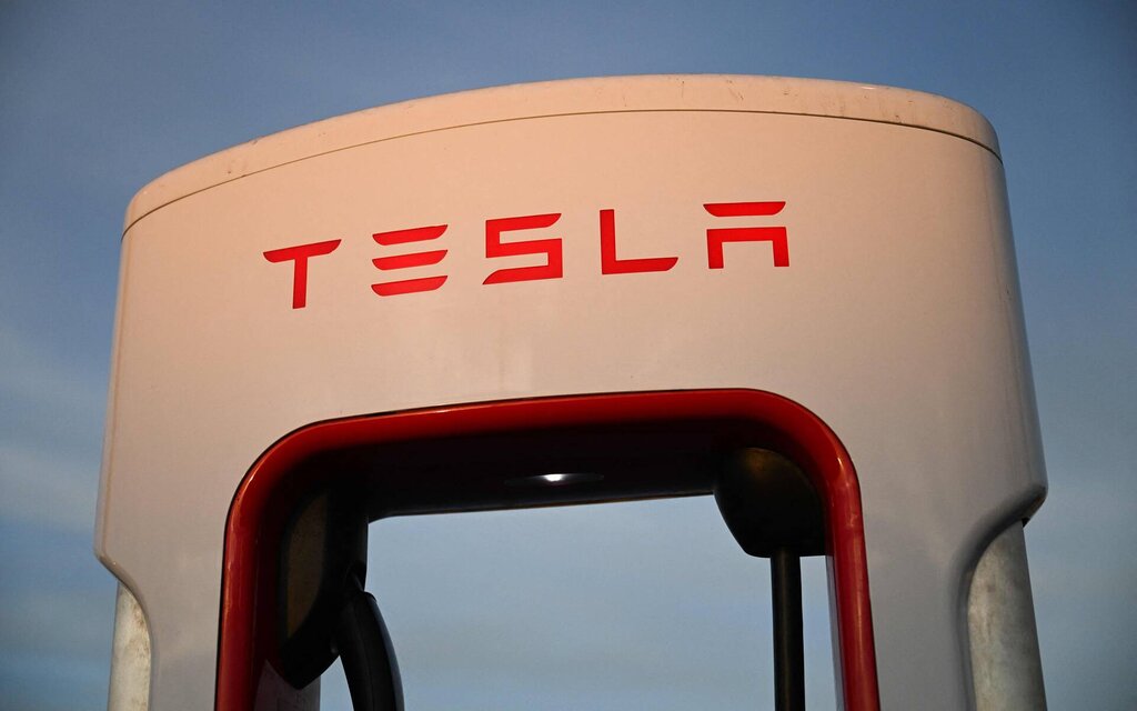 découvrez comment activer et optimiser le mode économie d'énergie sur votre tesla afin de prolonger l'autonomie de la batterie et réduire la consommation d'énergie au quotidien.