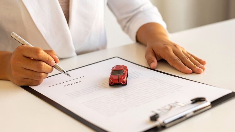 découvrez comment renégocier votre assurance auto pour bénéficier de meilleures garanties et réduire vos cotisations. conseils, démarches et astuces pour optimiser votre contrat.