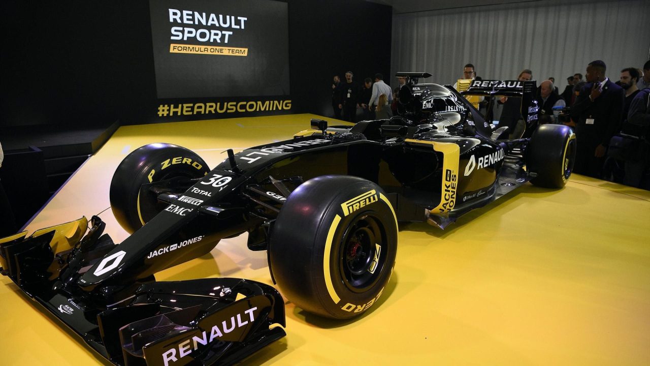 découvrez comment renault relance sa légendaire division sport avec de nouveaux modèles dynamiques, des innovations technologiques et un retour aux racines de la performance automobile. plongez dans la résurgence de renault sport !