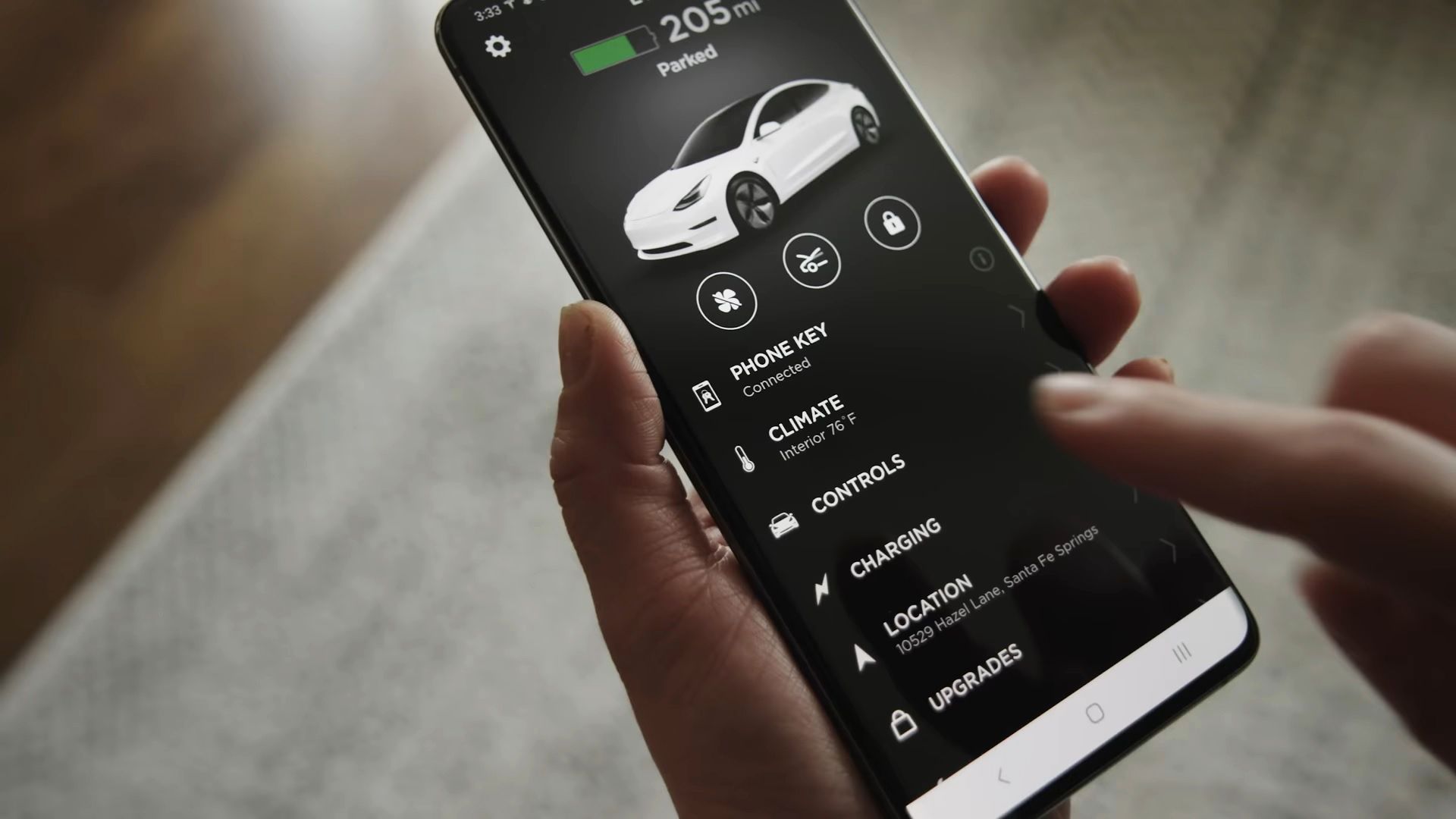 découvrez comment tesla intègre la technologie 5g pour améliorer ses véhicules électriques, optimiser la connectivité embarquée et révolutionner l'expérience de conduite autonome.