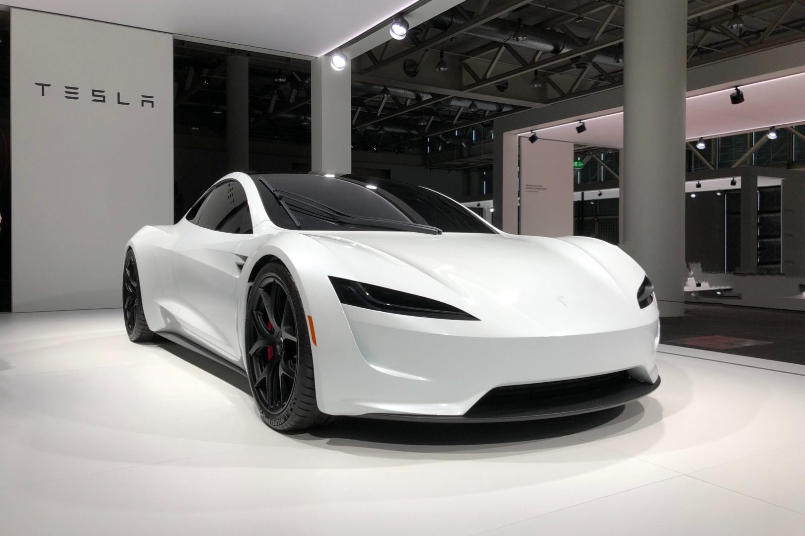 découvrez l'univers de tesla et l'influence d'elon musk sur l'innovation automobile, les technologies électriques et le futur de la mobilité durable.