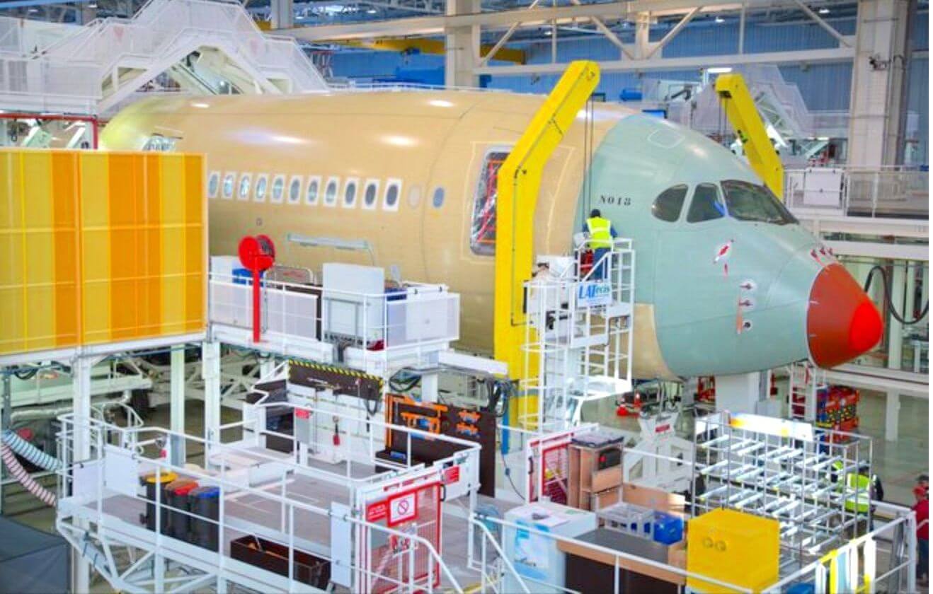 découvrez les dernières annonces sur la collaboration entre renault et airbus autour du projet innovant neoliner : actualités, perspectives et solutions de mobilité durable dans le secteur automobile et aéronautique.