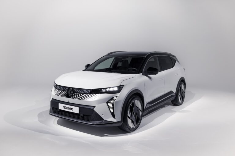 découvrez les évaluations complètes de la renault scénic : avis des experts, points forts, points faibles et conseils pour bien choisir ce monospace familial.