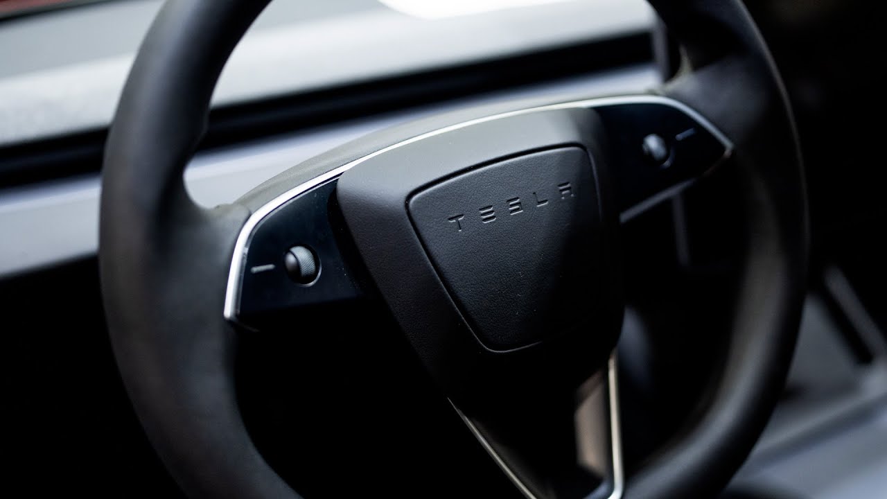 découvrez l'autonomie réelle de la tesla model 3 et les principaux enjeux liés à son utilisation au quotidien. analyse des performances, facteurs d'économie d'énergie et défis pour les conducteurs.