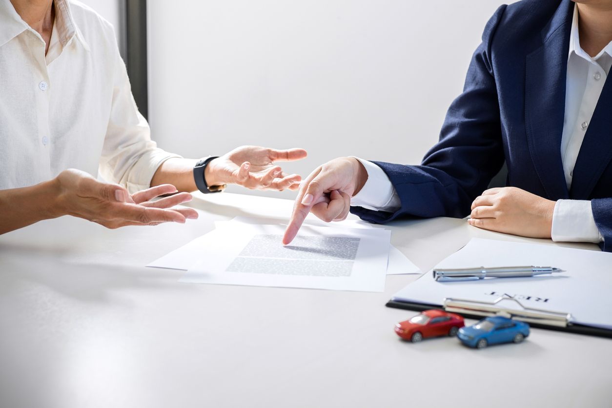 découvrez comment polis réduit vos tarifs d'assurance auto pour vous offrir la meilleure protection au meilleur prix.