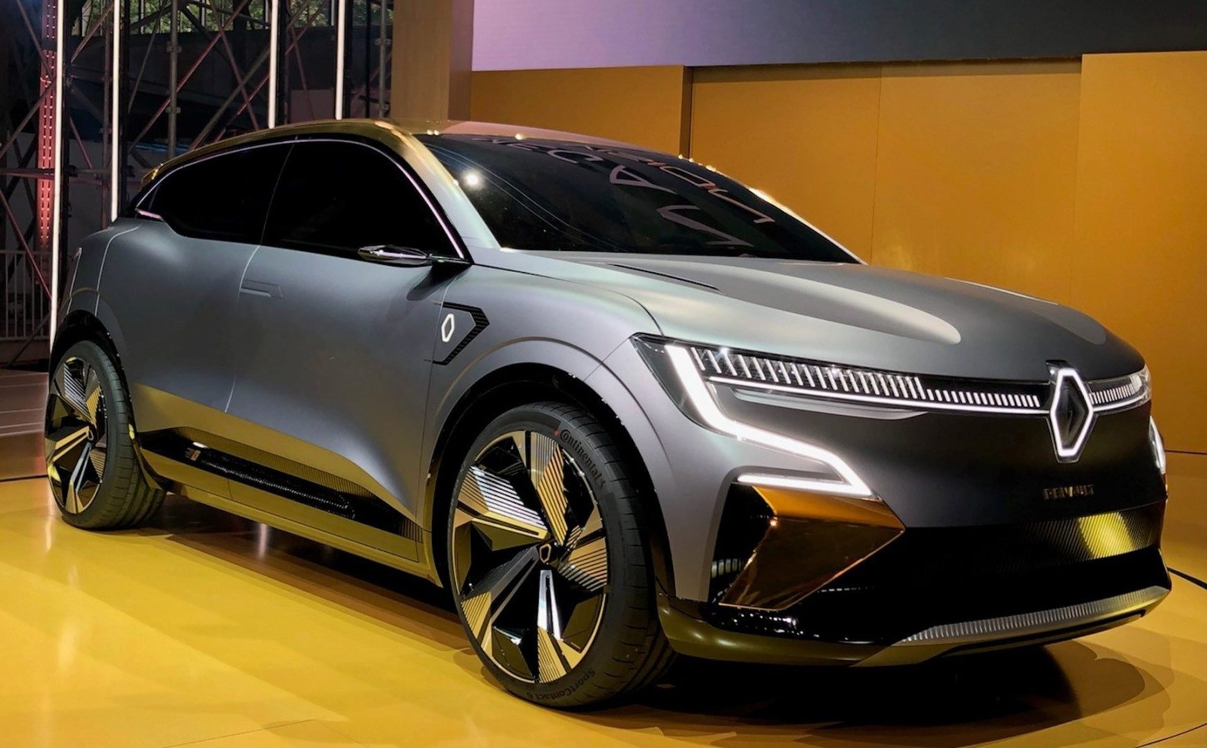 découvrez comment renault s'impose comme le leader de l'automobile en turquie grâce à la clio 100% fabriquée localement, alliant qualité et innovation.