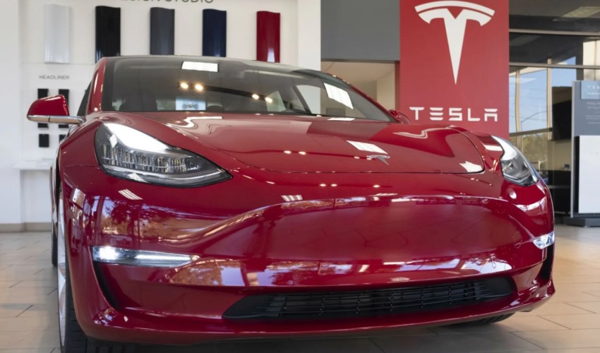 découvrez si vous devez renouveler votre tesla model y maintenant ou attendre les prochaines mises à jour. analyse des avantages, nouveautés et conseils pour bien choisir.