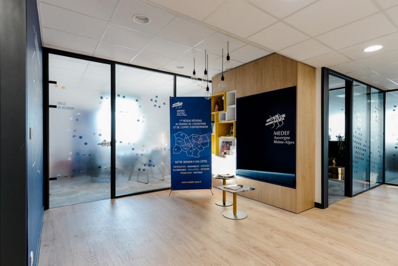 découvrez pourquoi l'assurance auto en corse est la plus chère, les facteurs influençant les tarifs et comment choisir la meilleure couverture adaptée à votre situation.