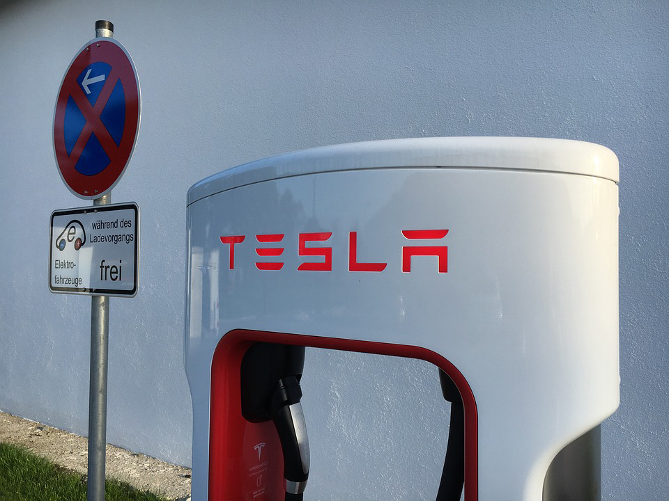 découvrez l'analyse complète de la fiabilité des batteries tesla en europe, leurs performances, durabilité et avis des utilisateurs pour mieux comprendre leur efficacité sur le marché européen.