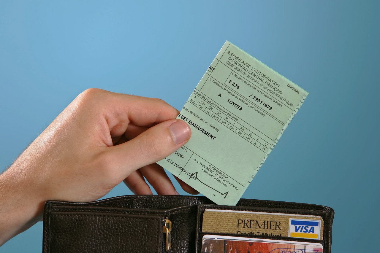 découvrez les erreurs courantes qui peuvent augmenter votre prime d'assurance auto et apprenez comment les éviter pour économiser sur votre contrat.