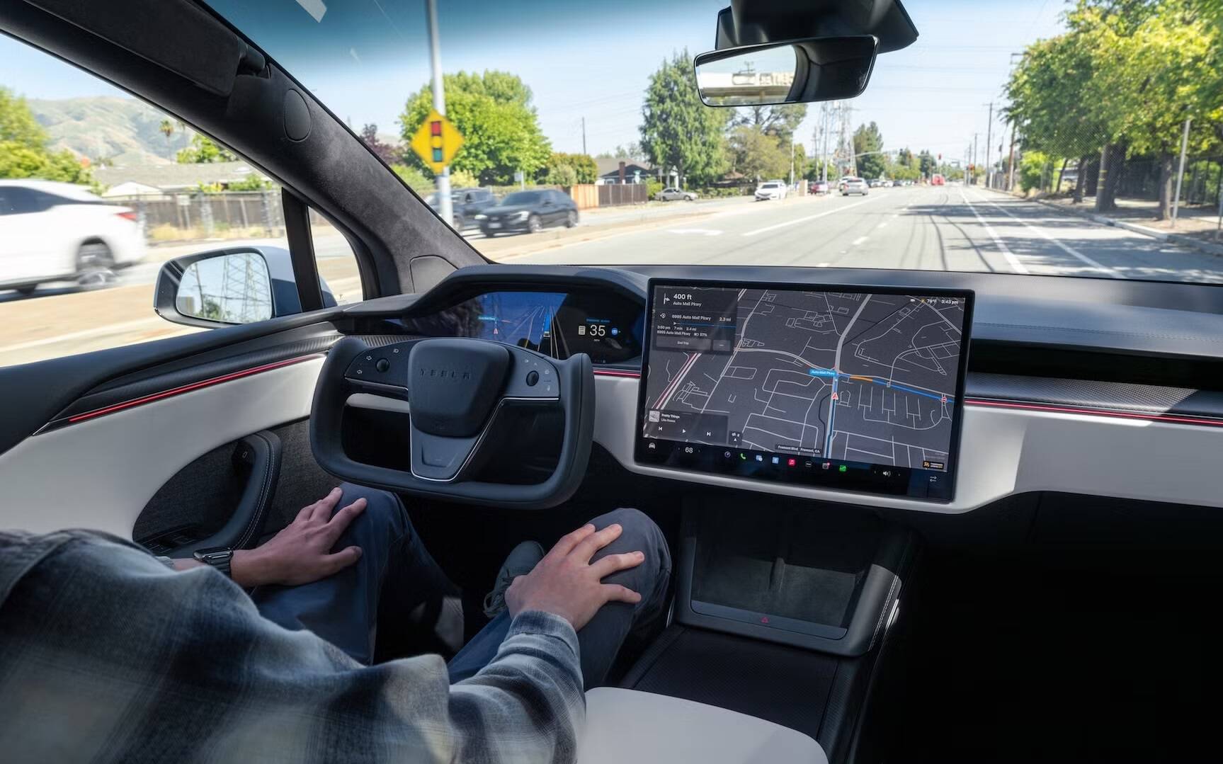 découvrez comment une tesla autonome a sauvé la vie de son propriétaire lors d'une crise cardiaque, illustrant le potentiel incroyable de la technologie de conduite autonome en situation d'urgence.