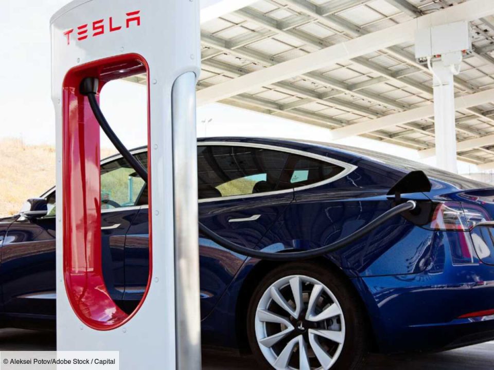 tesla contraint d'indemniser une entreprise corse : découvrez les détails de cette affaire judiciaire et ses conséquences pour les deux parties.