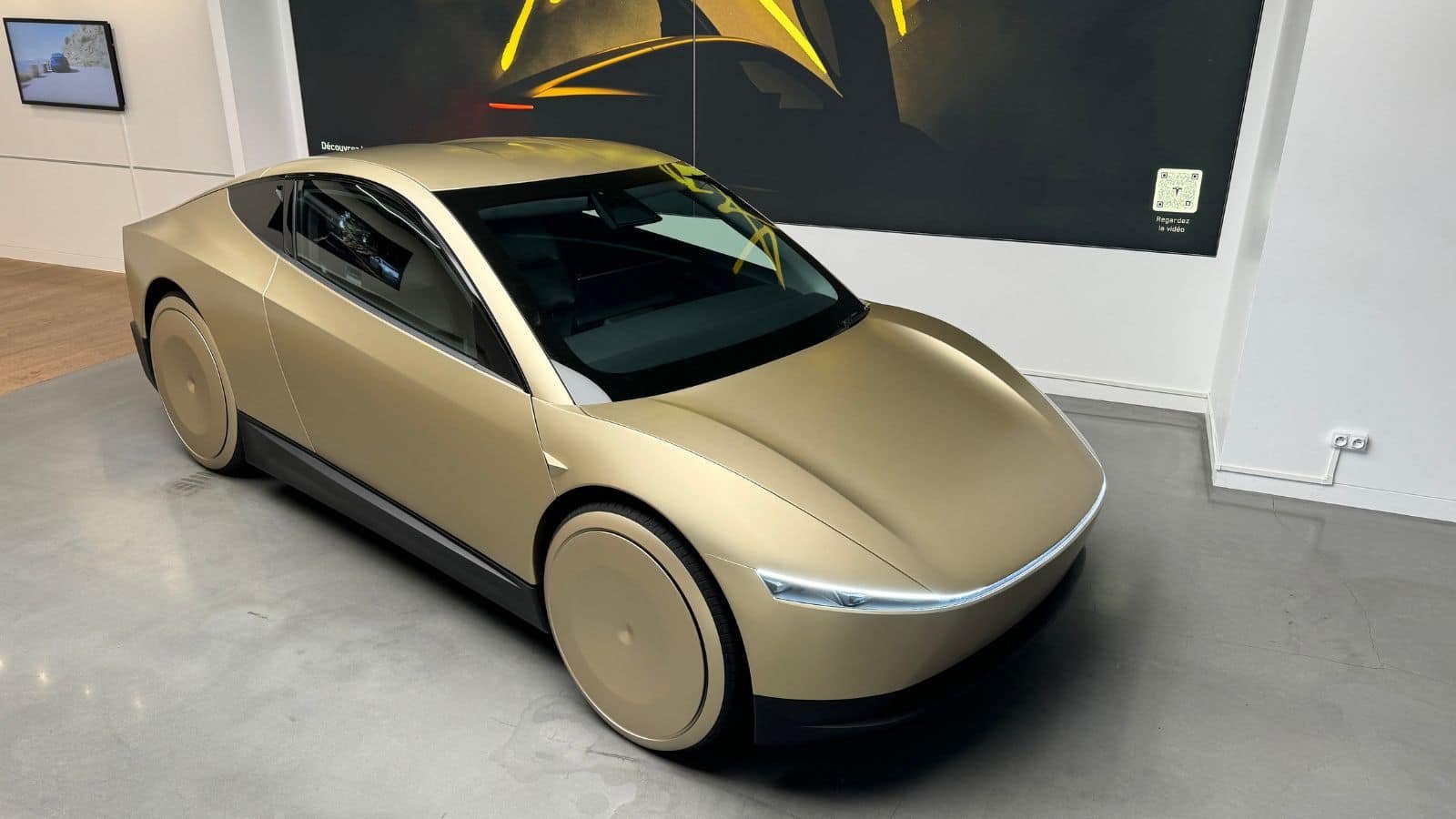 découvrez la nouvelle stratégie robotique de tesla, alliant innovation technologique et avancées en intelligence artificielle pour transformer l'industrie.