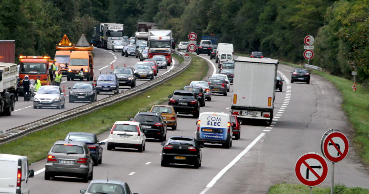 découvrez les tendances de l'automobile en 2026 : moins de pannes mais des coûts en hausse, analyse des impacts pour les consommateurs et le marché.