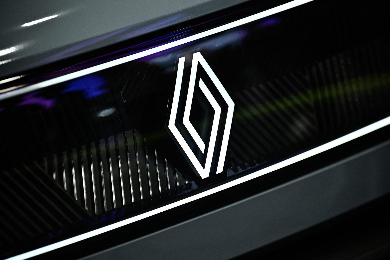 découvrez pourquoi renault est le constructeur automobile le plus accessible en bourse européenne, avec des opportunités d'investissement attractives et une forte présence sur le marché.