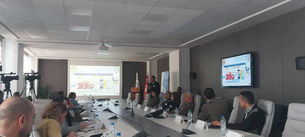 découvrez les enjeux majeurs, les réformes récentes et les perspectives d'avenir du secteur des assurances en tunisie à l'horizon 2030.