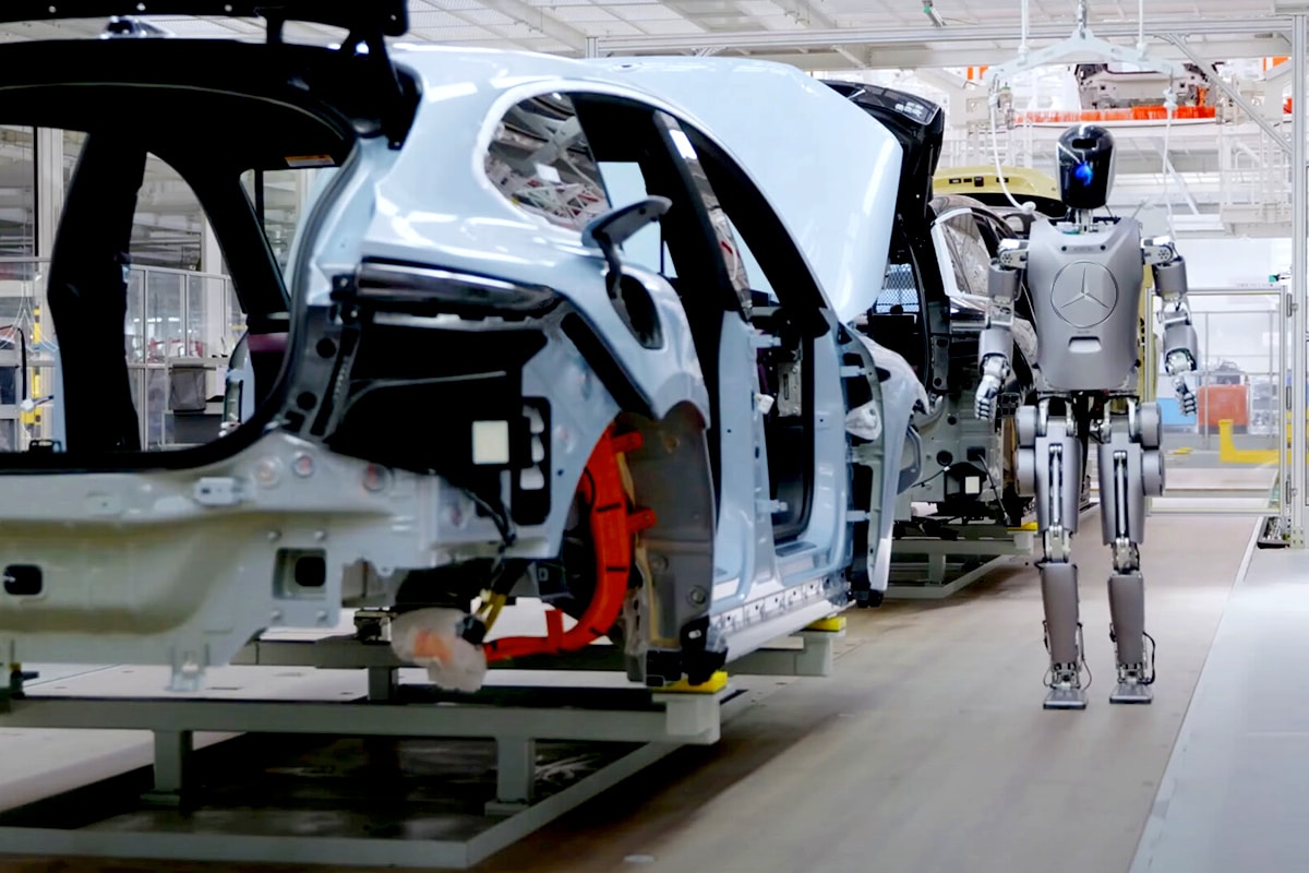 découvrez comment les robots humanoïdes transforment l'industrie automobile en améliorant la production, la précision et l'efficacité.