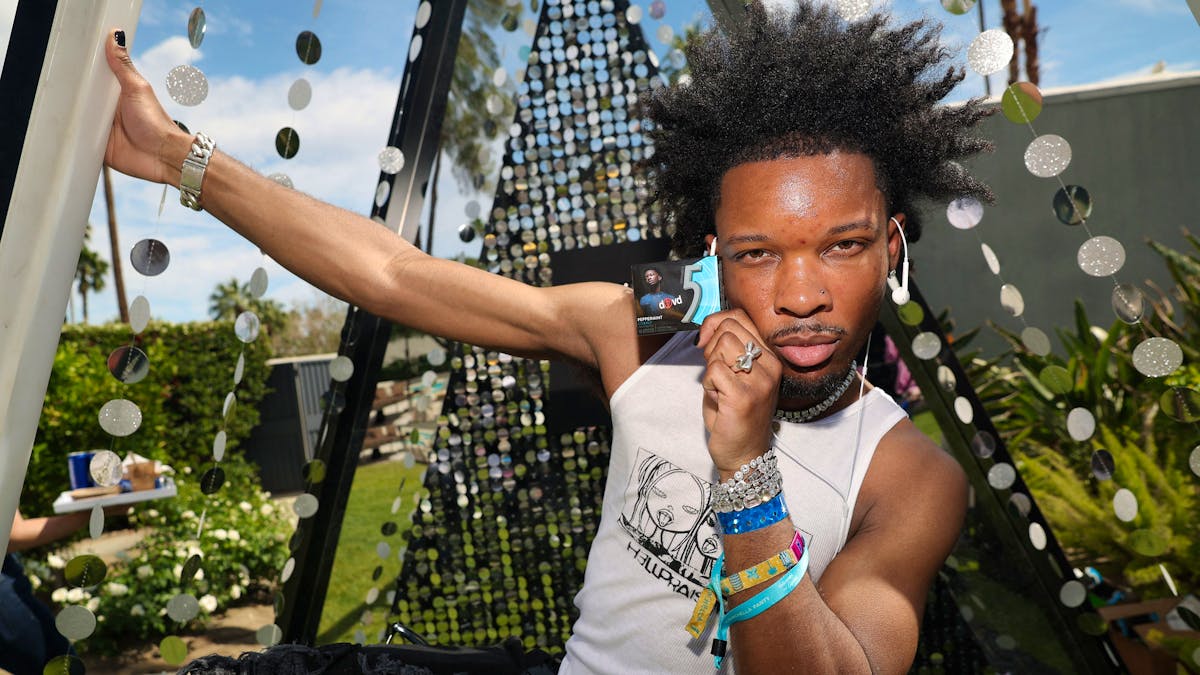 le chanteur d4vd, accusé de meurtre, plaide non coupable. découvrez les détails de l'affaire et les dernières mises à jour sur cette procédure judiciaire.